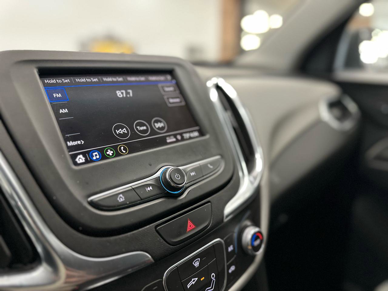 Used 2021 Chevrolet Equinox LS w/ LS Convenience Package FWD image 25