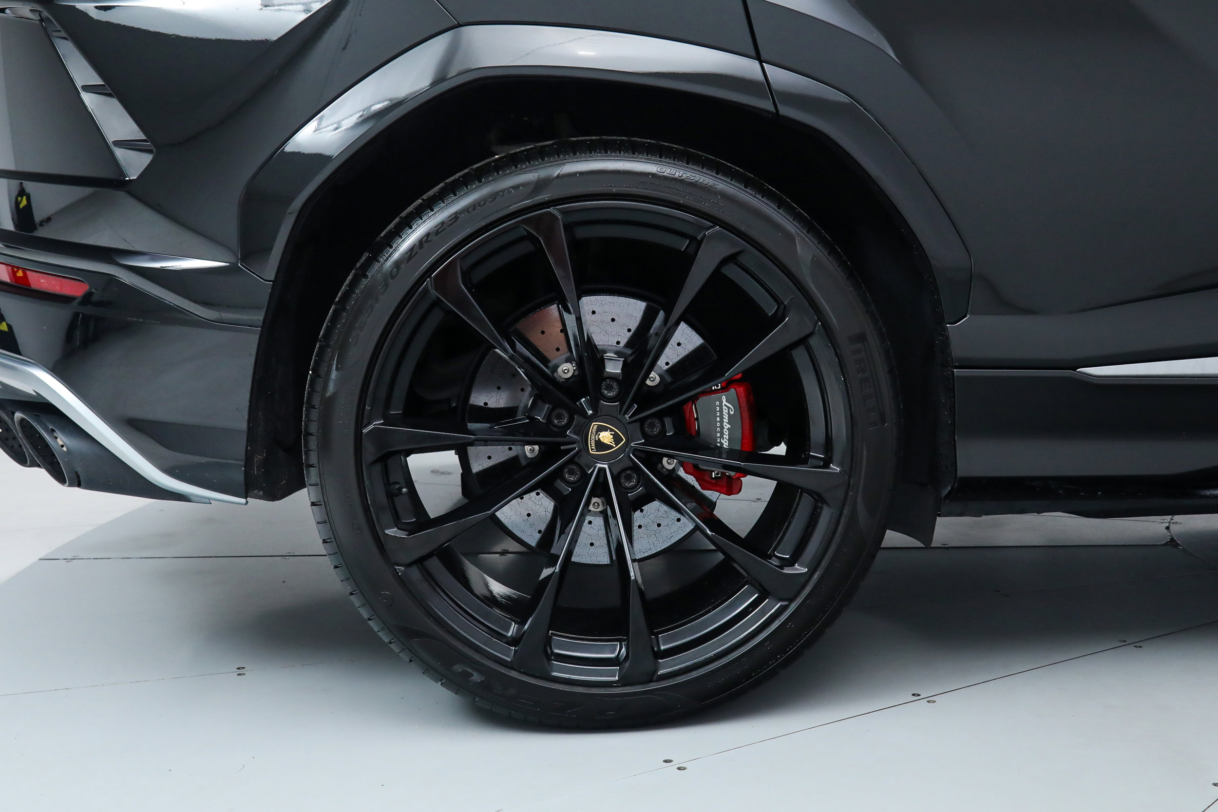 Used 2022 Lamborghini Urus image 39