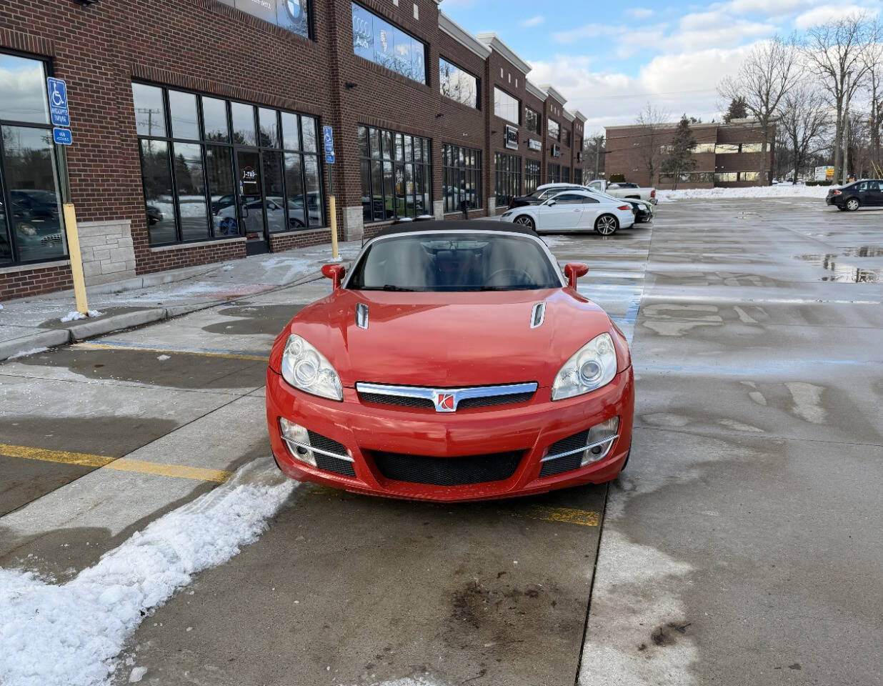 Used 2009 Saturn Sky w/ Premium Trim Package image 5