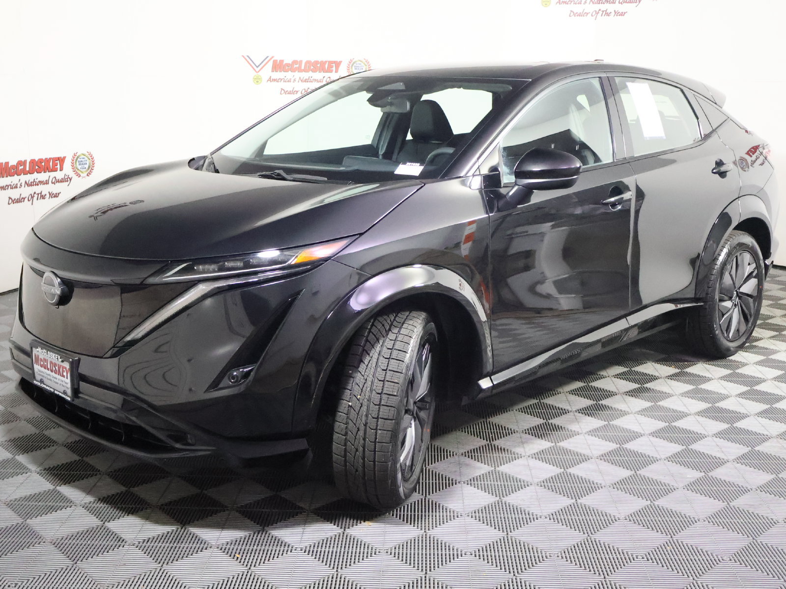 Used 2024 Nissan Ariya AWD image 15