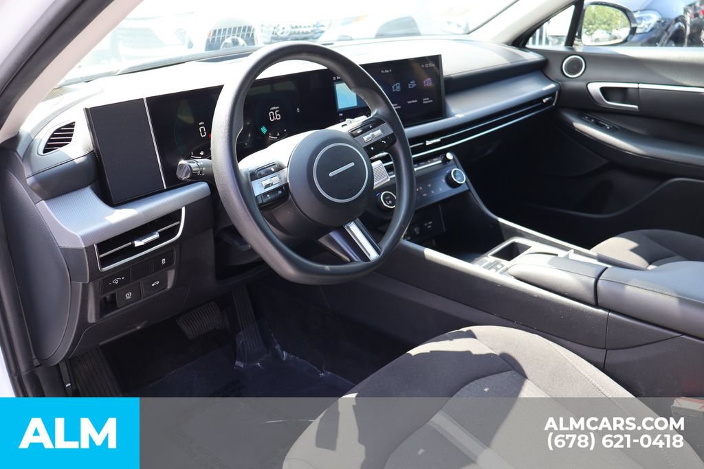 Used 2025 Hyundai Sonata SEL FWD image 9