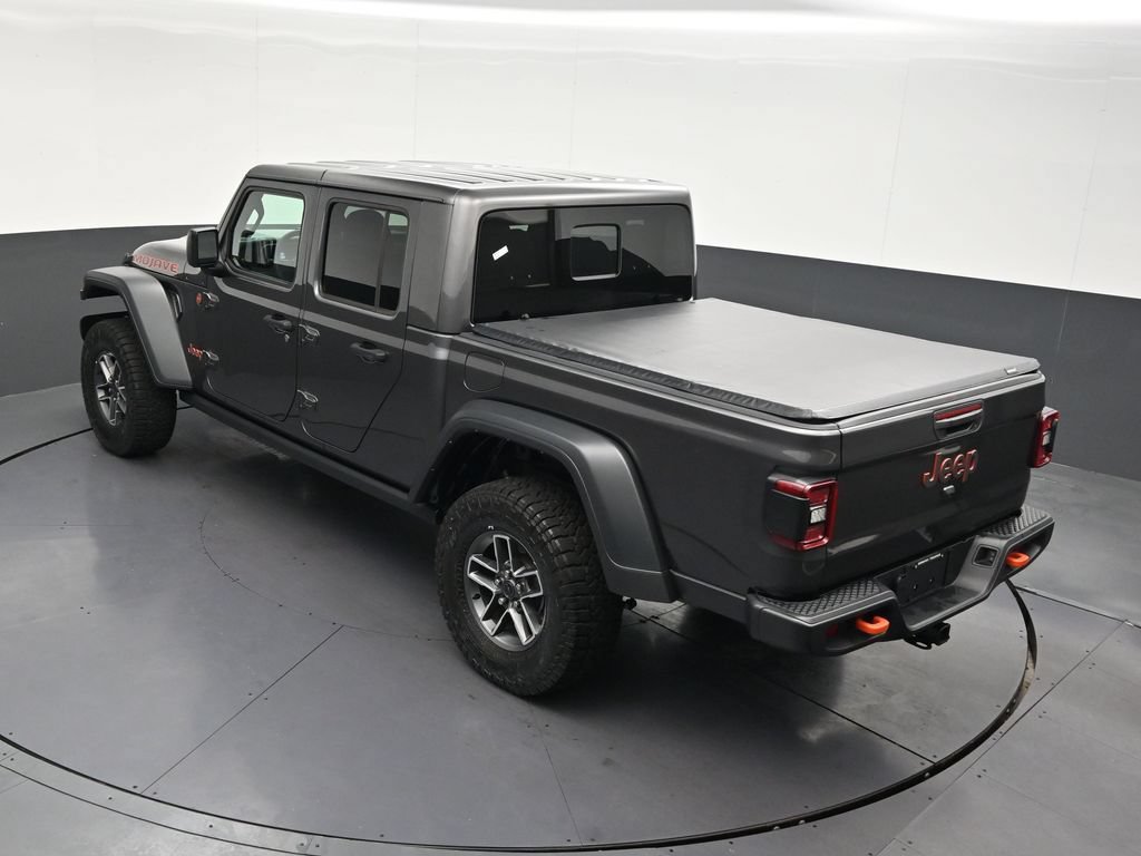 Used 2025 Jeep Gladiator Mojave w/ Convenience Group AWD/4WD image 21