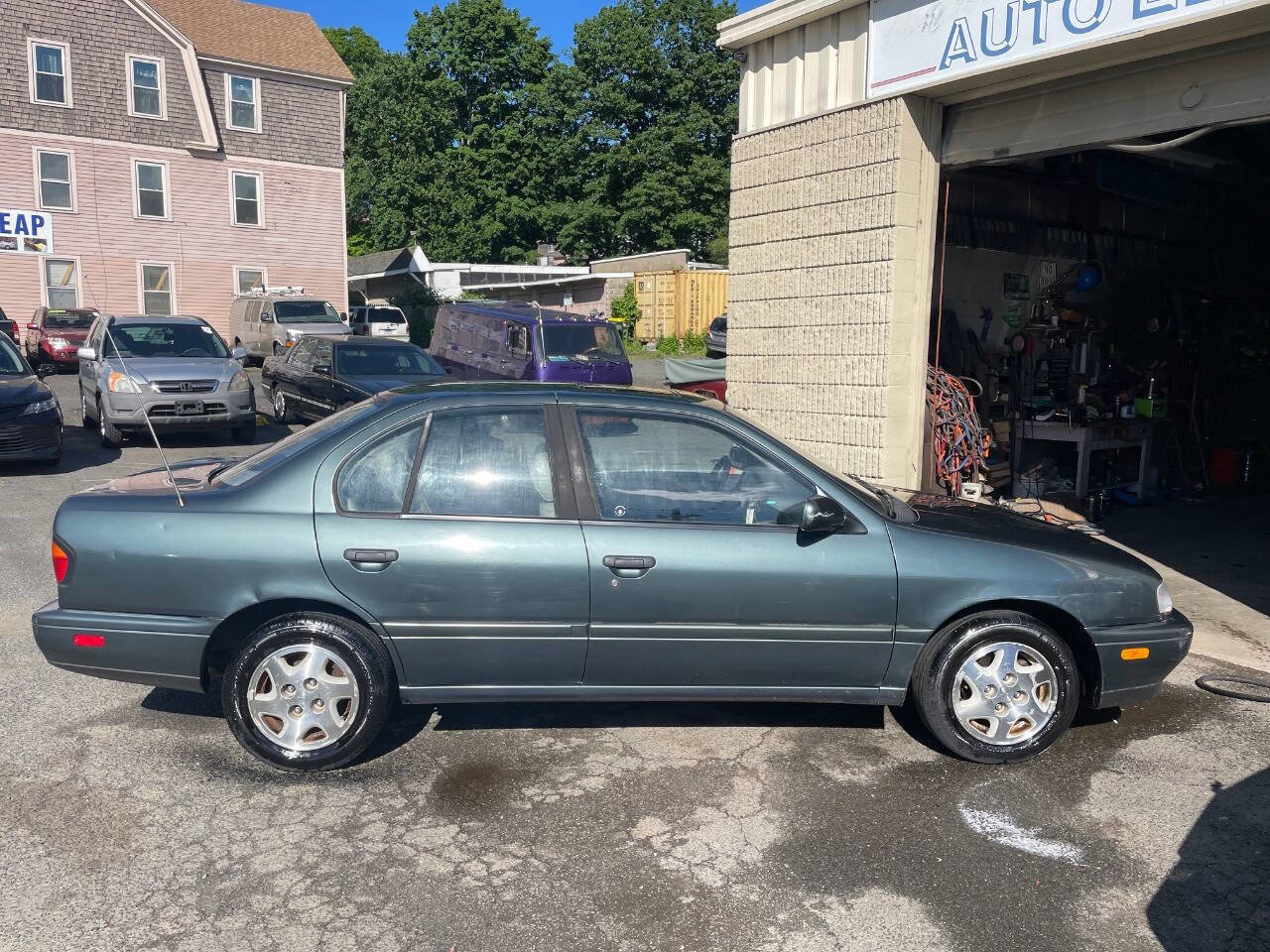 Used 1993 INFINITI G20 FWD image 4