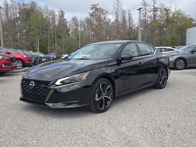 Certified 2023 Nissan Altima 2.5 SR w/ SR Premium Package image 4