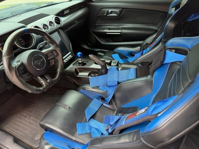 Used 2016 Ford Mustang GT w/ GT Performance Package RWD image 31