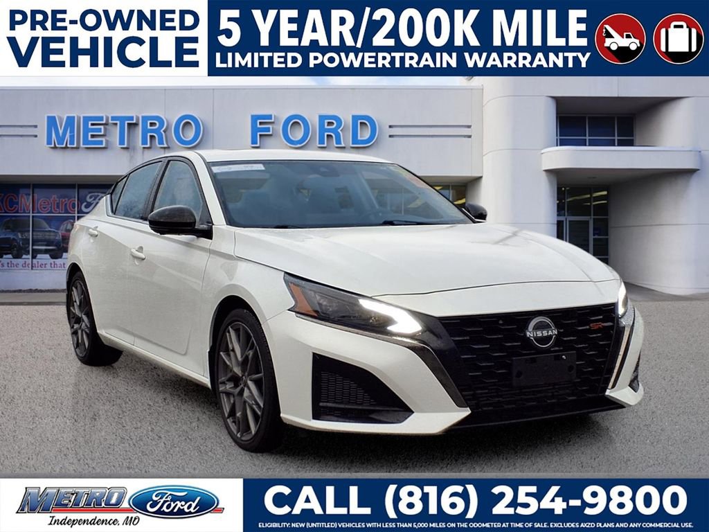 Used 2024 Nissan Altima 2.0 SR image 1