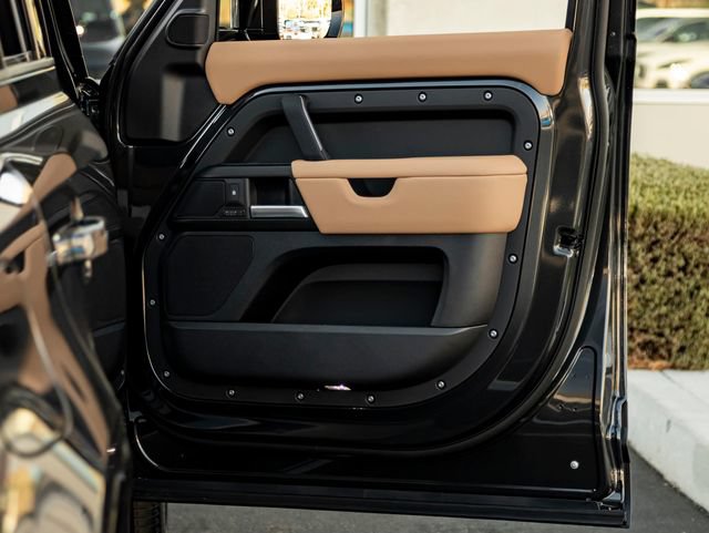 New 2026 Land Rover Defender 110 X AWD/4WD image 35