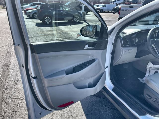 Used 2020 Hyundai Tucson Value w/ Cargo Package AWD/4WD image 20