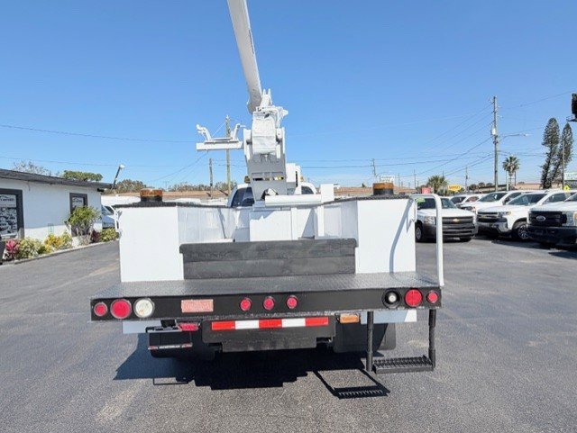 Used 2001 Ford F550 2WD Regular Cab Super Duty image 7