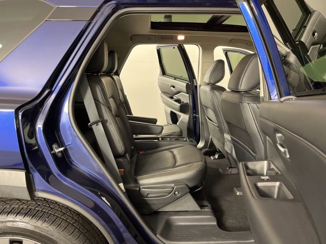 Used 2022 Nissan Pathfinder SL w/ SL Premium Package image 50