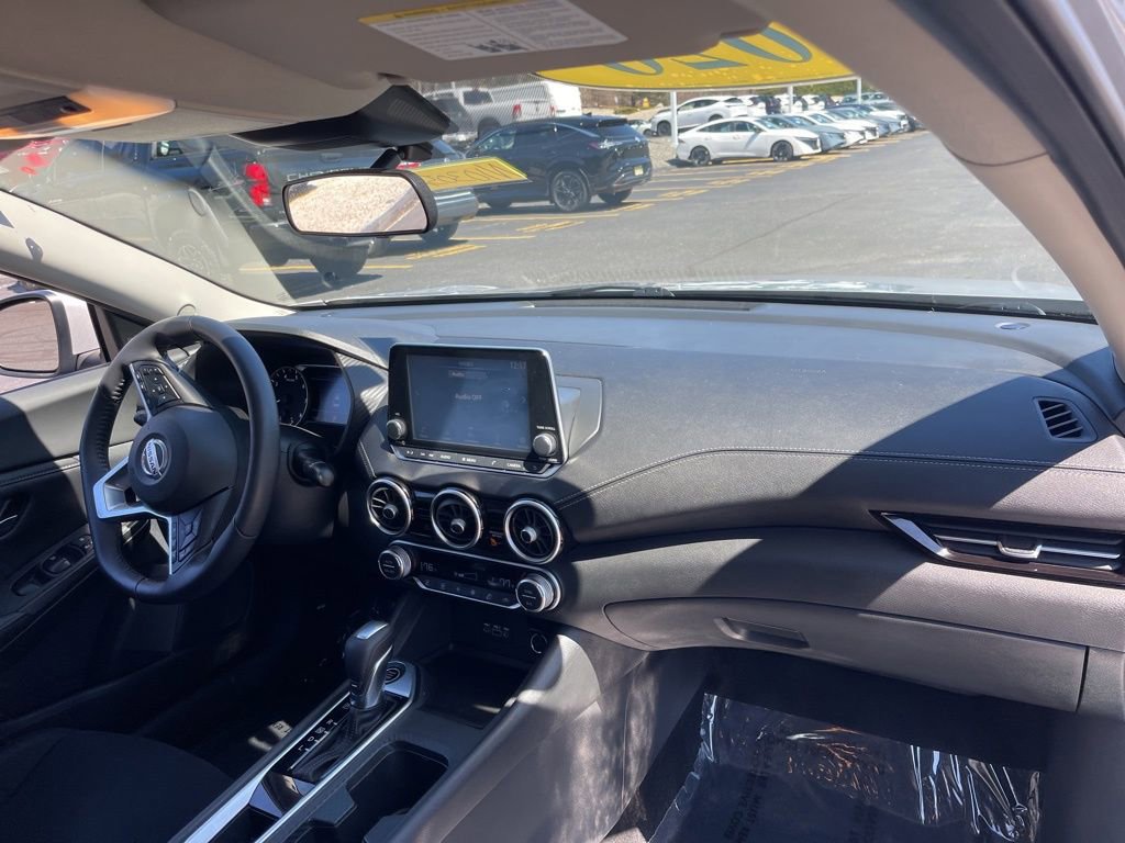 Certified 2020 Nissan Sentra SV w/ Trunk Package image 13