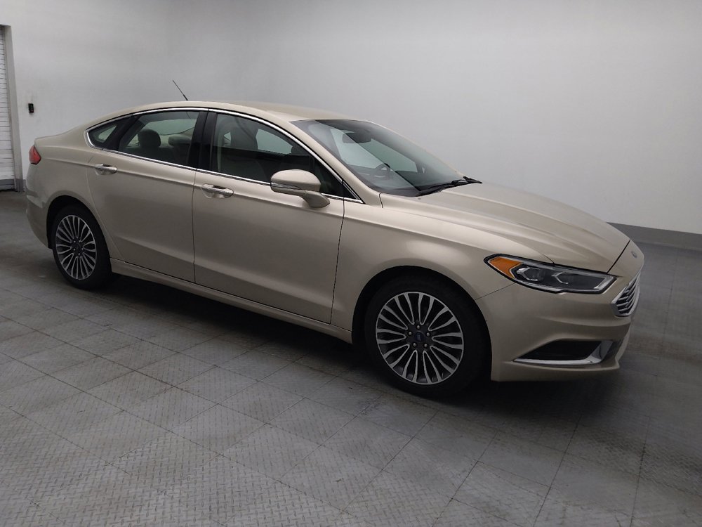 Used 2018 Ford Fusion SE w/ Fusion SE Technology Package FWD image 11