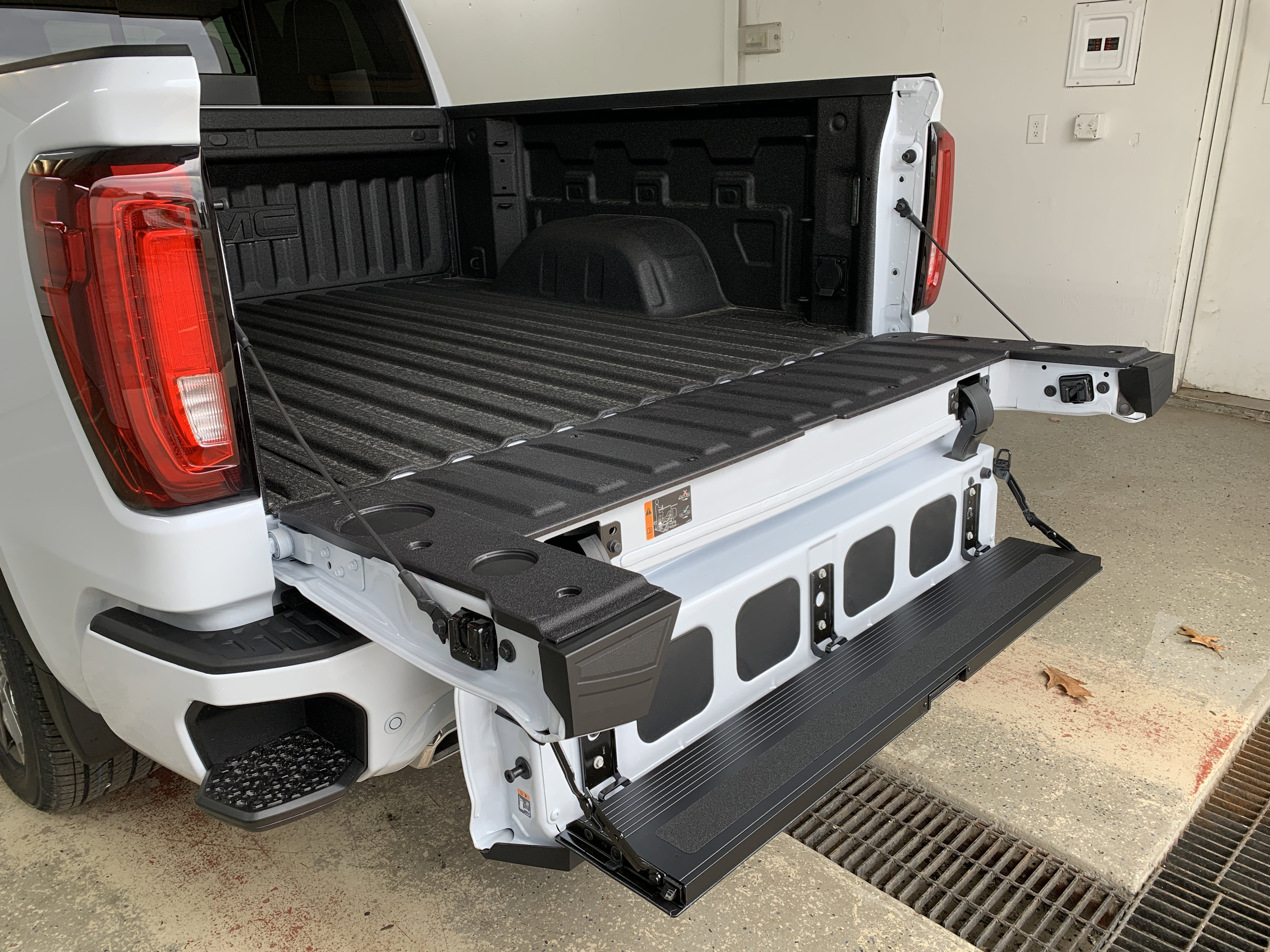 New 2026 GMC Sierra 1500 Denali Ultimate image 10