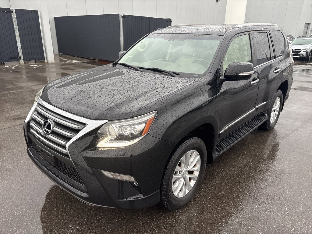 Used 2017 Lexus GX 460 image 6