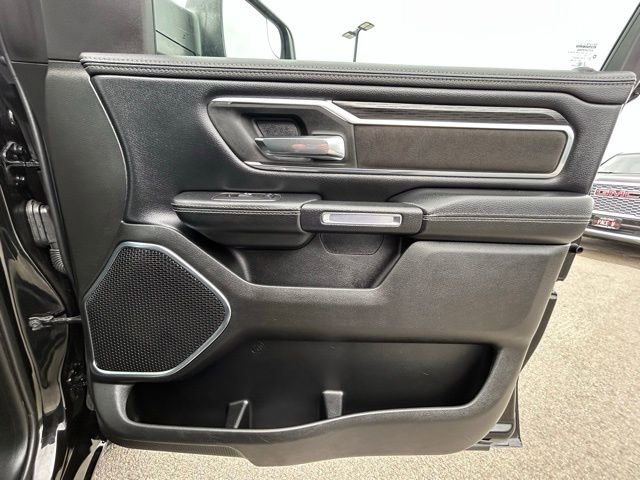 Used 2024 RAM 1500 Laramie AWD/4WD image 40
