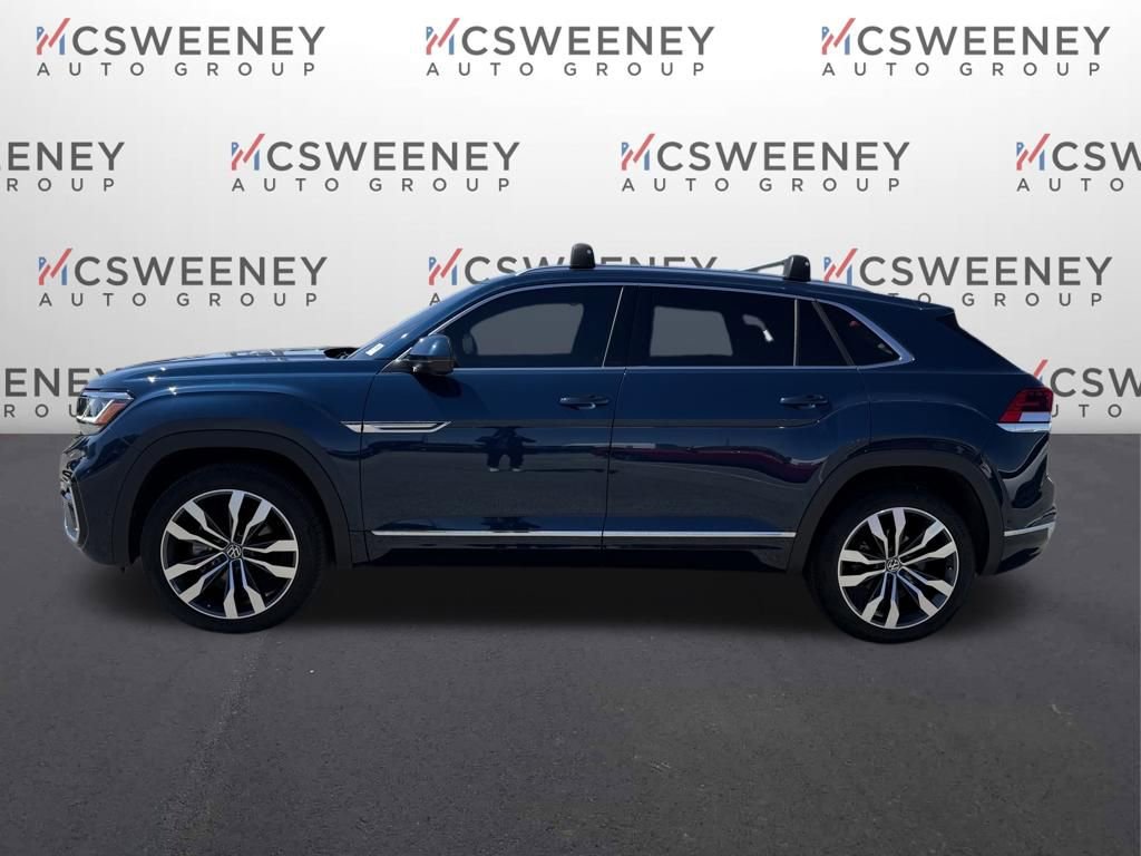 Used 2023 Volkswagen Atlas Cross Sport SEL Premium R-Line image 2