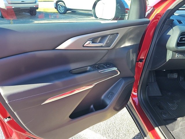 New 2026 Chevrolet Traverse LT image 10