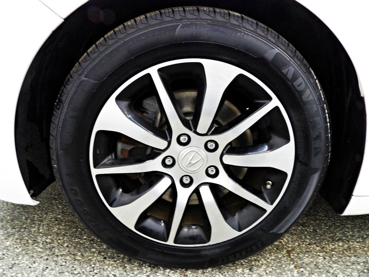 Used 2016 Acura TLX w/ Technology Package FWD image 19
