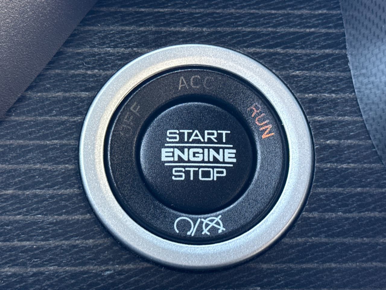 Used 2024 RAM 2500 Limited image 21