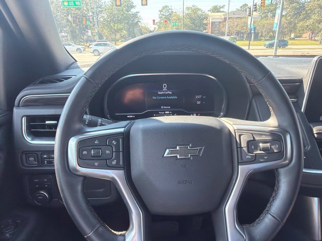 Used 2023 Chevrolet Tahoe Z71 w/ Luxury Package AWD/4WD image 12