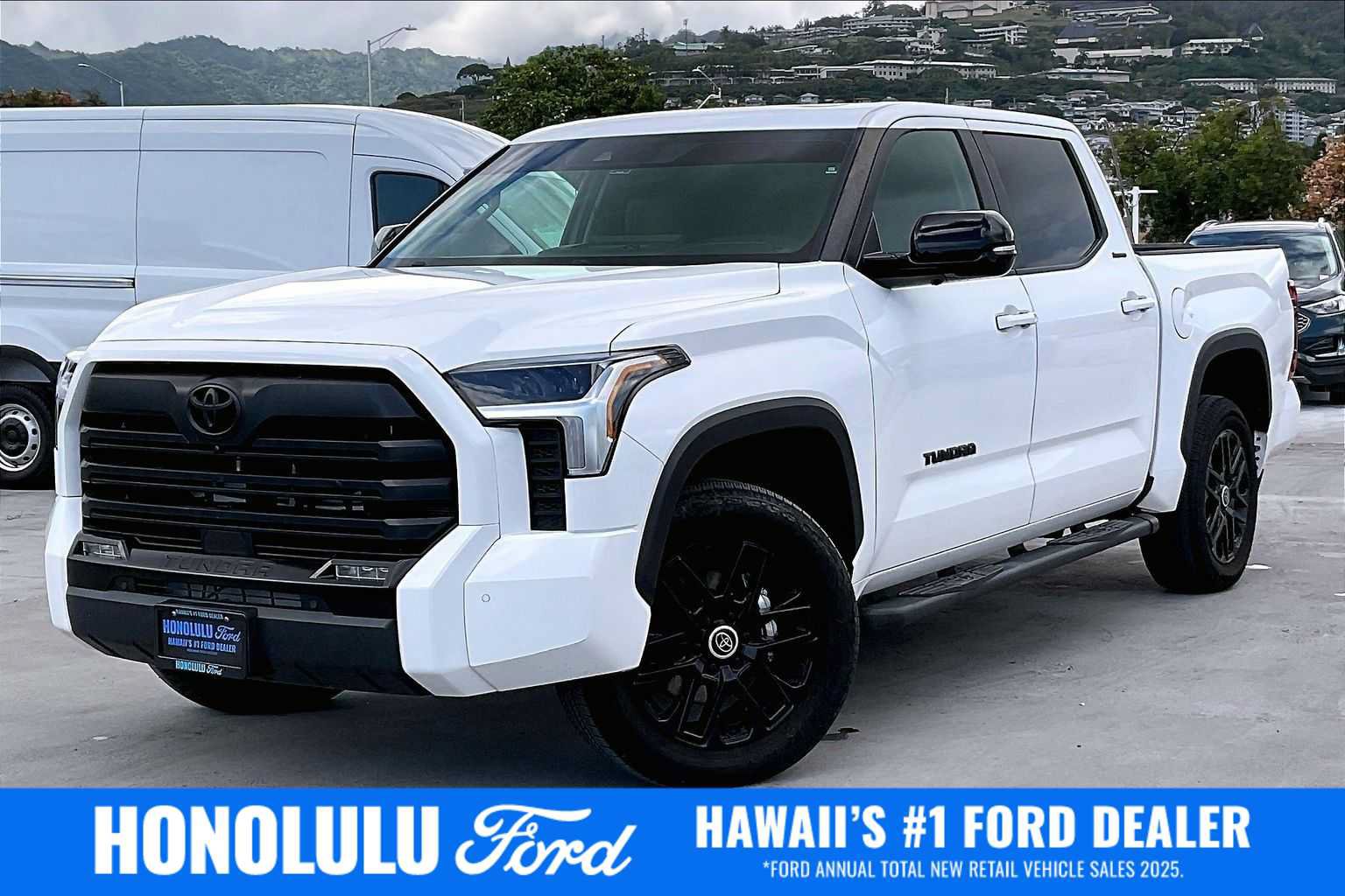 Used 2024 Toyota Tundra Limited AWD/4WD image 1
