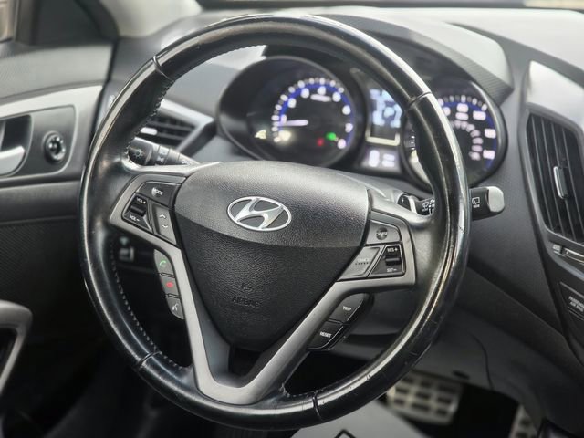 Used 2015 Hyundai Veloster Turbo FWD image 30