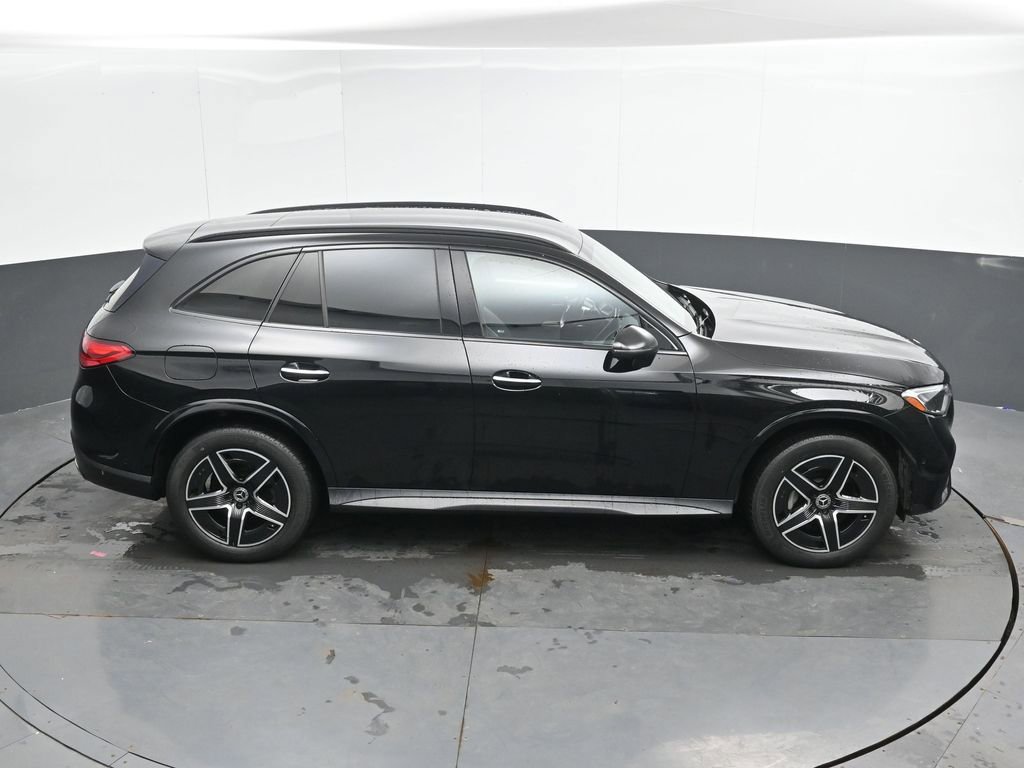 Used 2023 Mercedes-Benz GLC 300 image 28