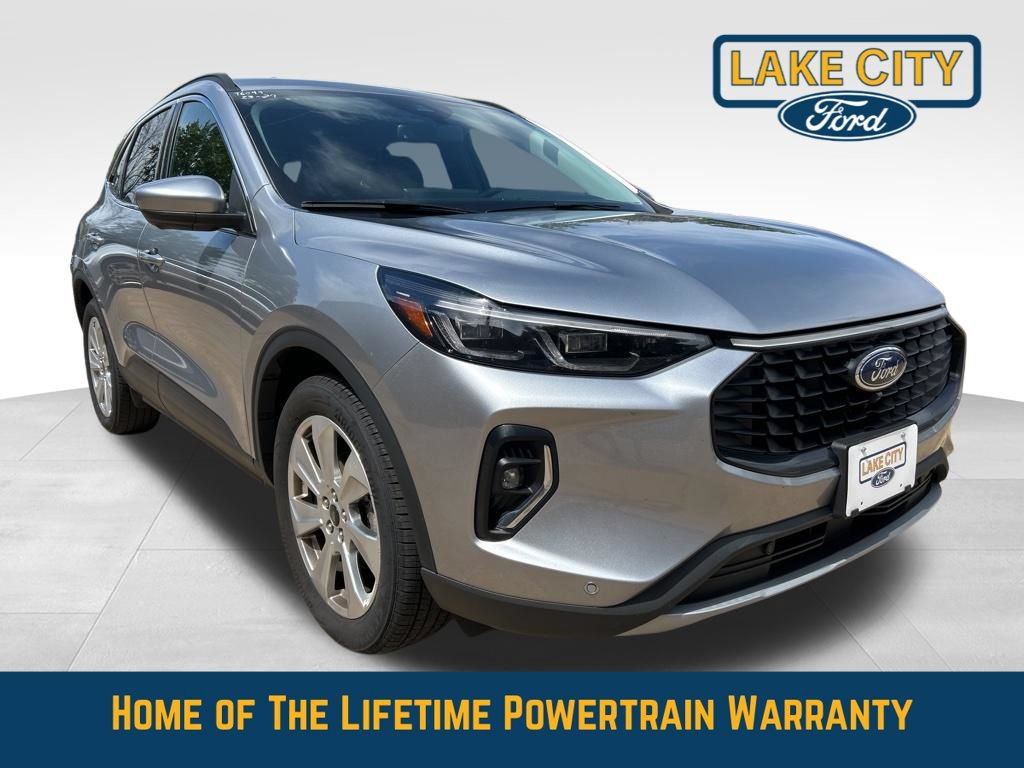 Used 2023 Ford Escape Platinum AWD/4WD image 8