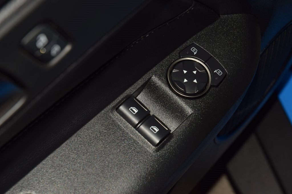 Used 2022 Ford Mustang Shelby GT500 w/ Technology Package image 45