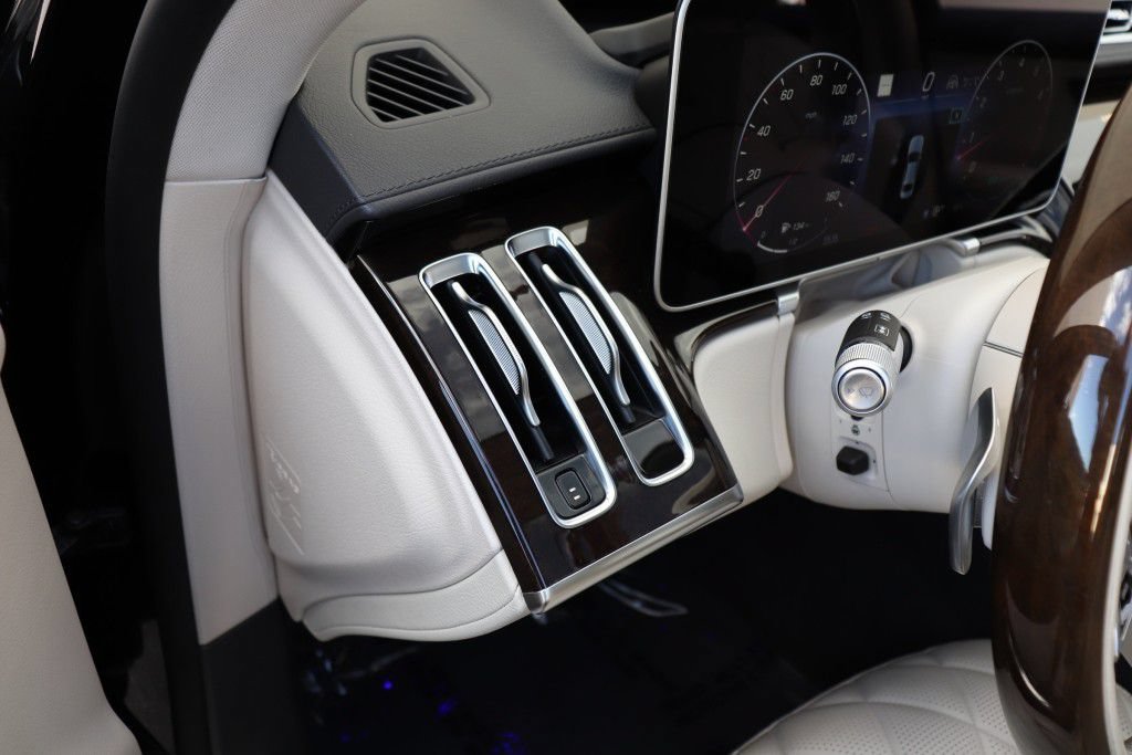 Used 2022 Mercedes-Benz S 580 4MATIC Sedan w/ Warmth & Comfort Package image 40