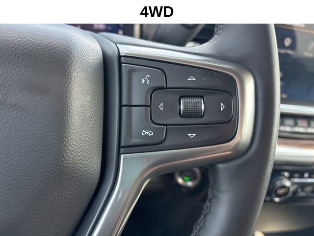 Used 2025 Chevrolet Silverado 2500 LT w/ Convenience Package AWD/4WD image 9