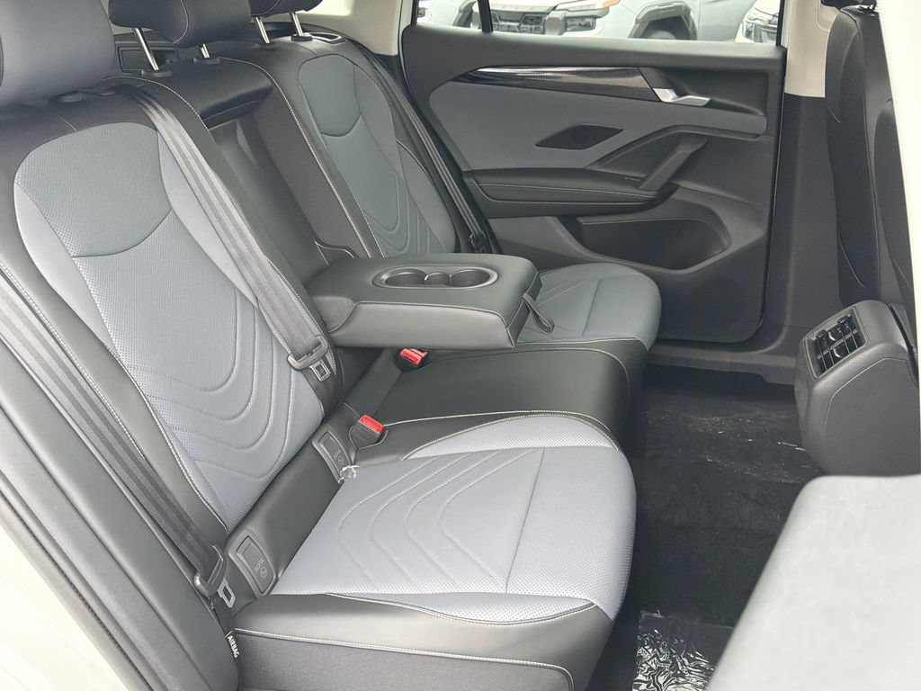 New 2026 Volkswagen Tiguan SE AWD/4WD image 23