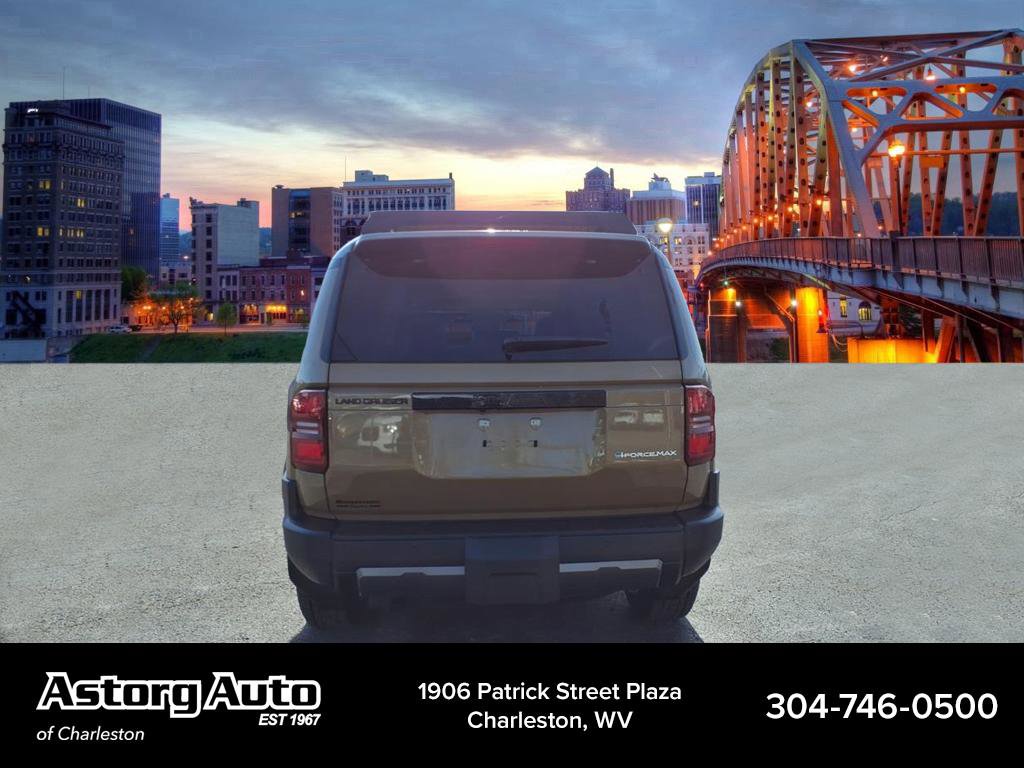 Used 2025 Toyota Land Cruiser image 4