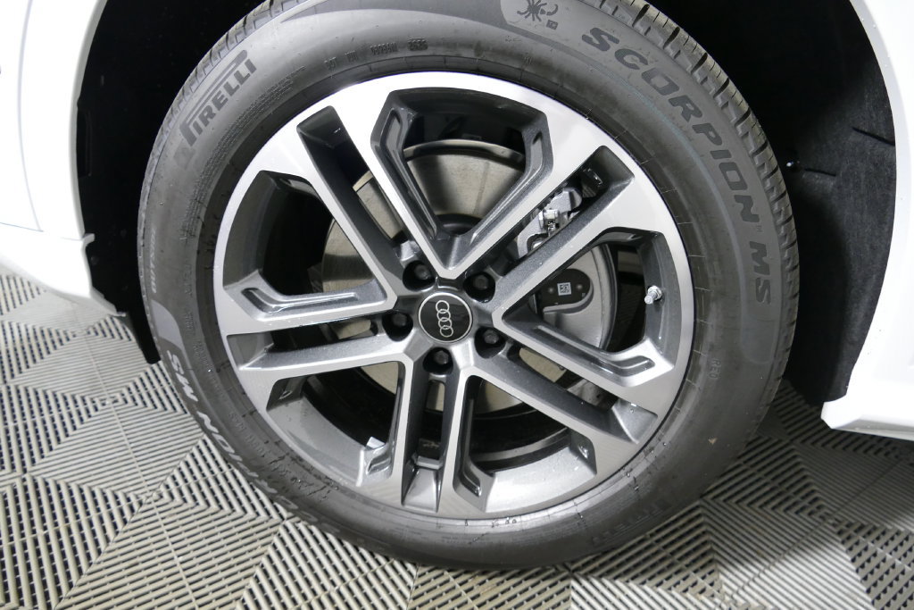 New 2026 Audi Q5 Premium AWD/4WD image 9