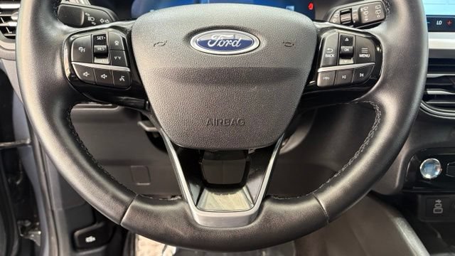 Used 2025 Ford Escape Platinum AWD/4WD image 43