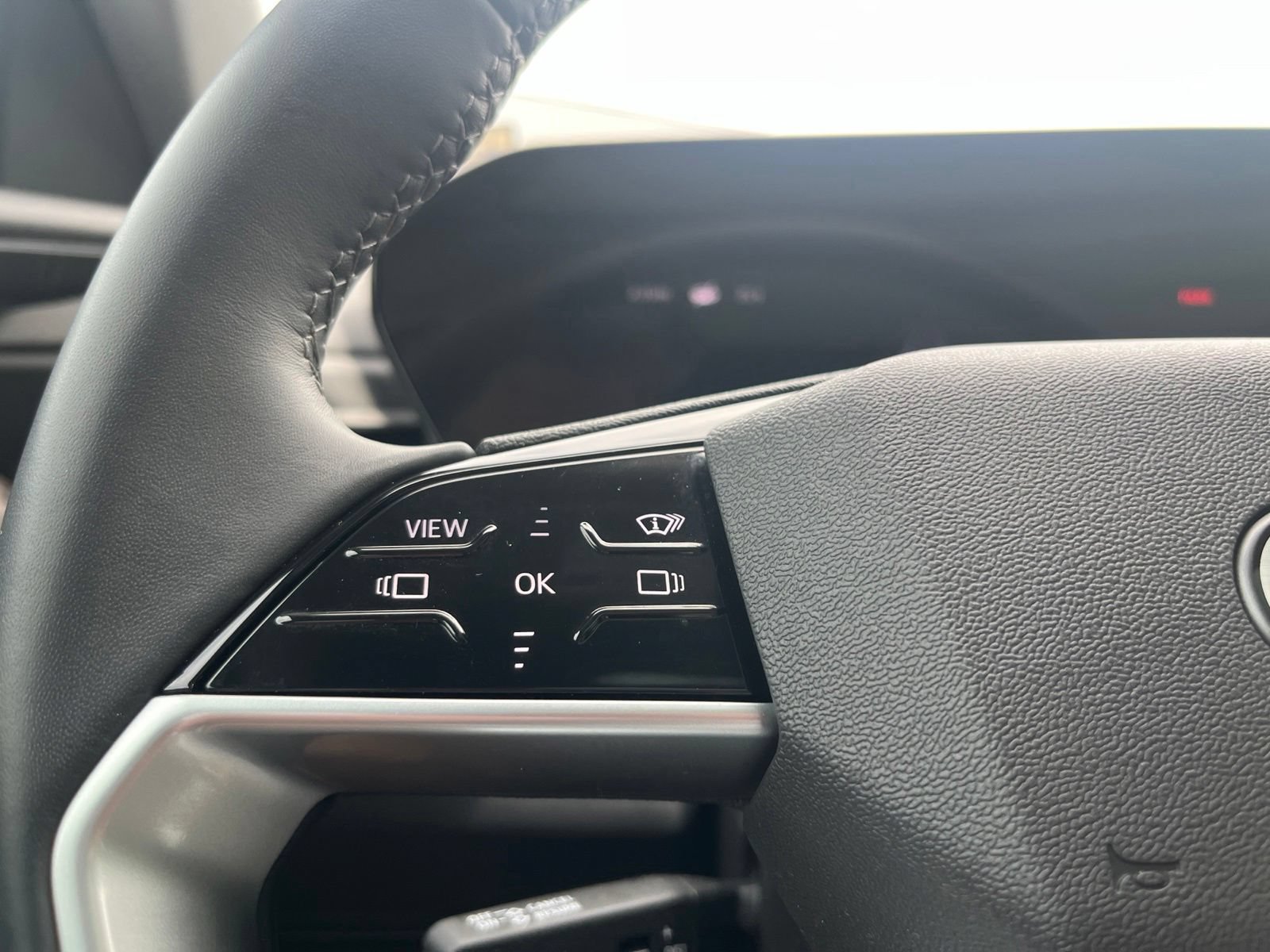 Used 2025 Audi Q5 Premium w/ Premium Plus AWD/4WD image 15
