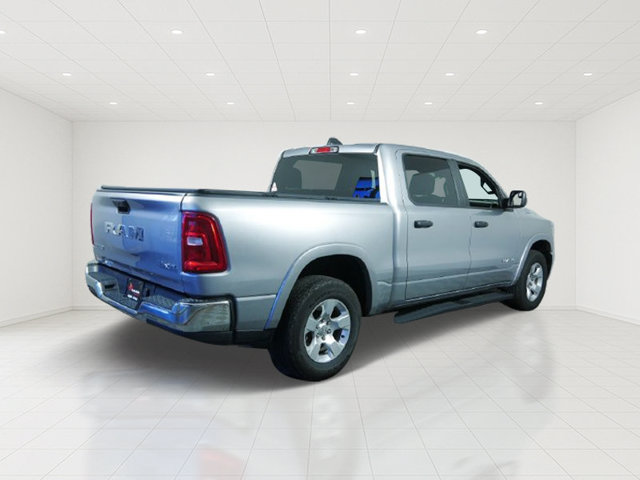 Used 2025 RAM 1500 Big Horn AWD/4WD image 7