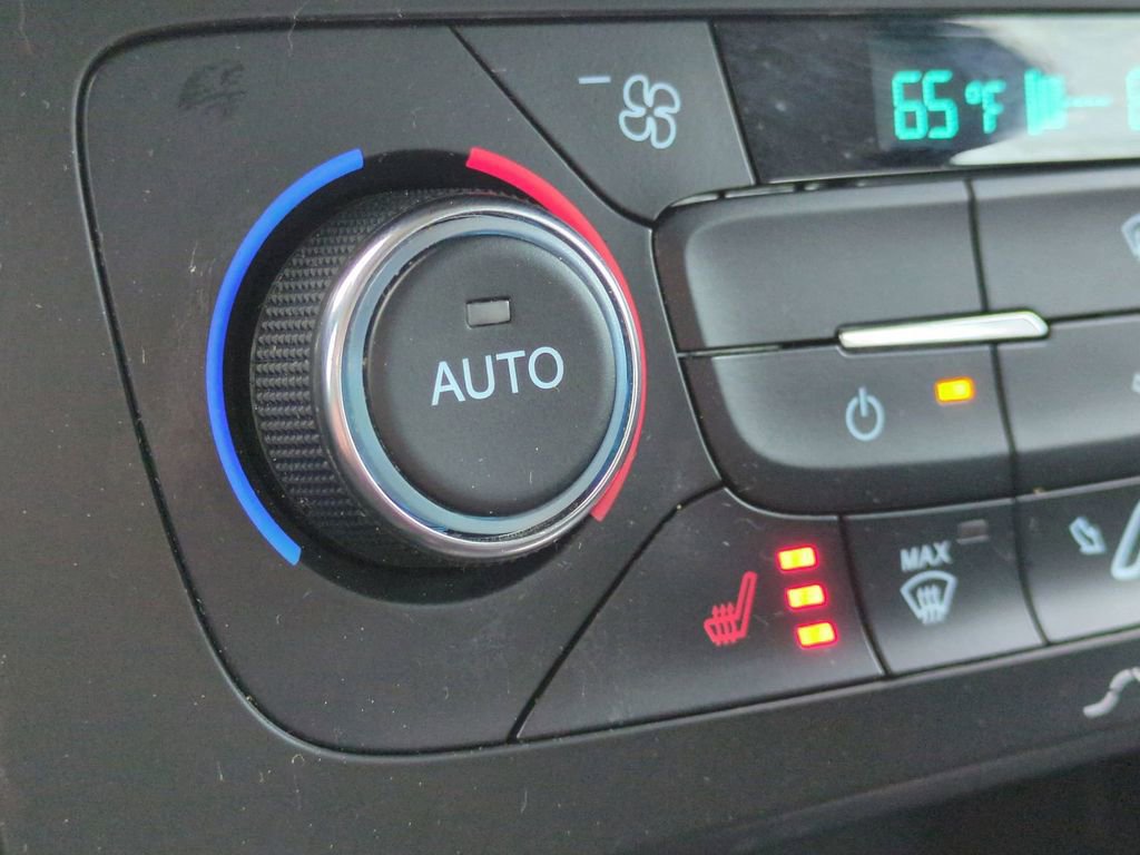 Used 2017 Ford Focus Titanium w/ Titanium Technology Package image 23