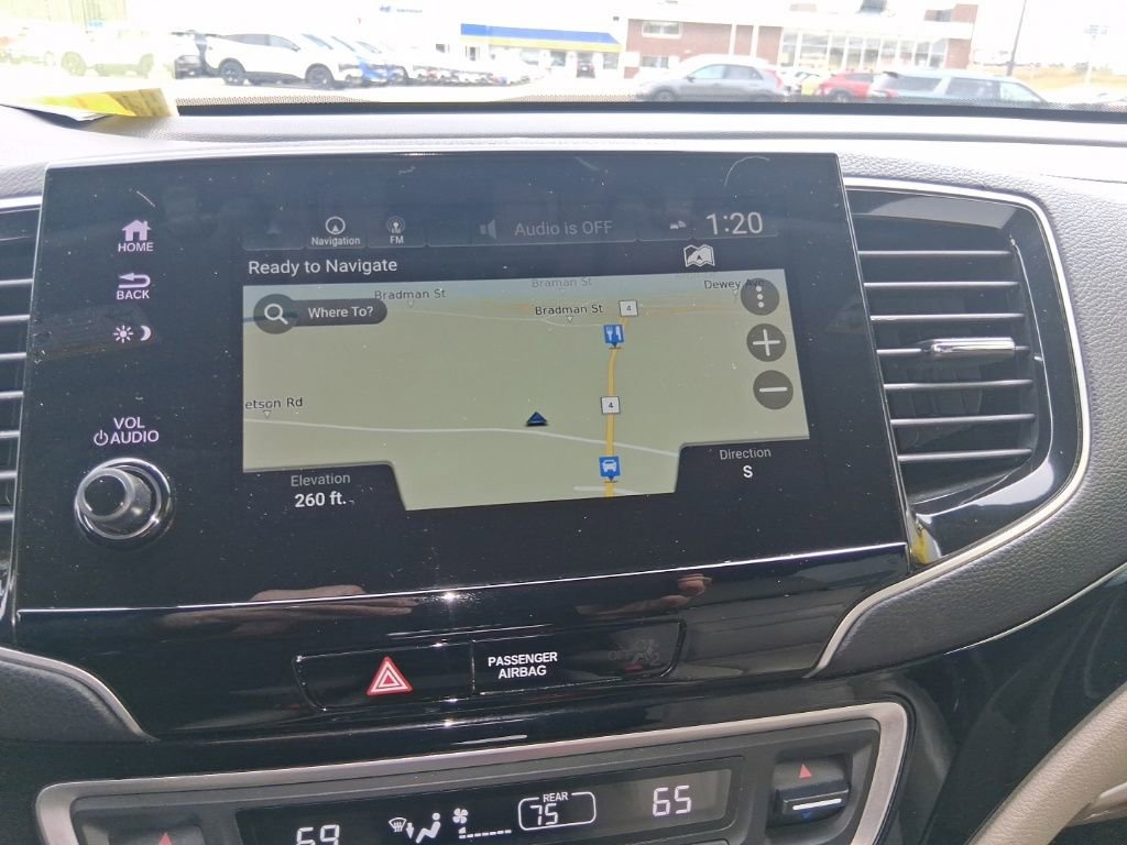 Used 2022 Honda Pilot Touring image 18