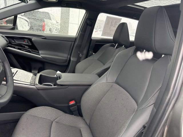 Used 2024 Toyota bZ4X XLE w/ Weather Package image 25