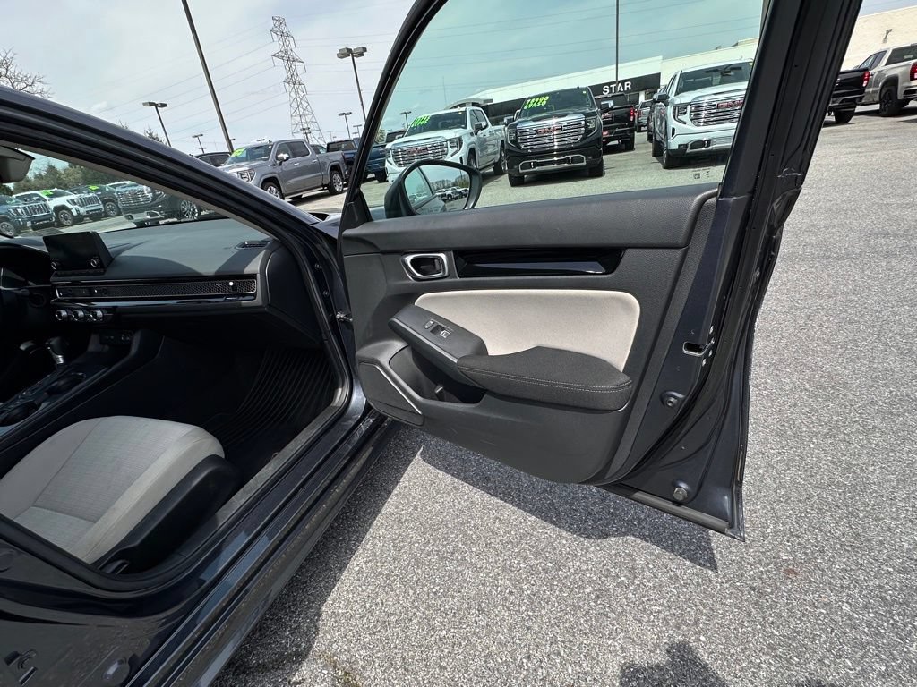 Used 2023 Honda Civic EX image 15