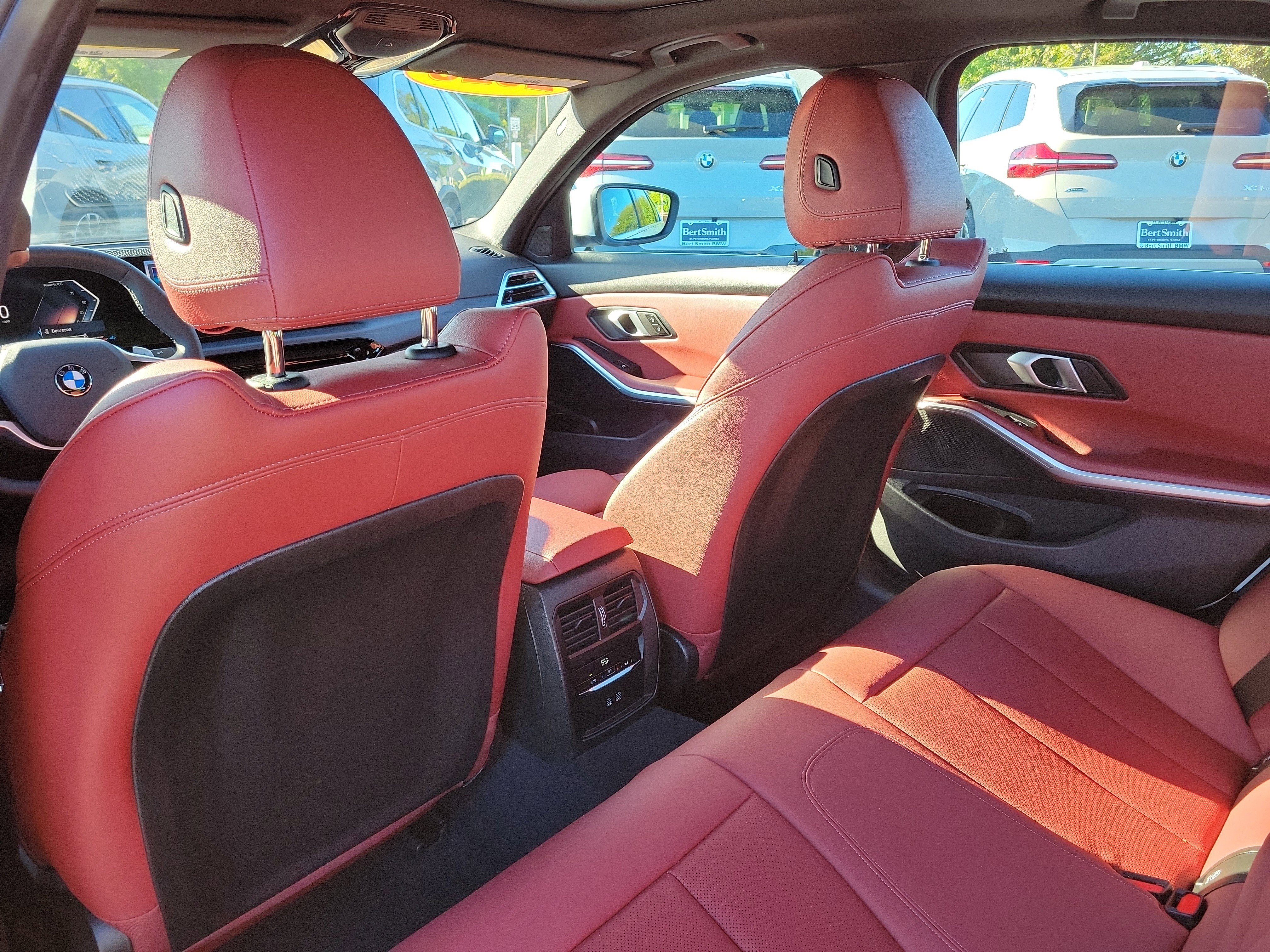 Used 2025 BMW 330i Sedan image 11