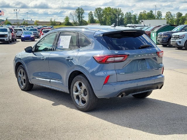 Used 2024 Ford Escape ST-Line w/ Tech Pack #1 AWD/4WD image 3