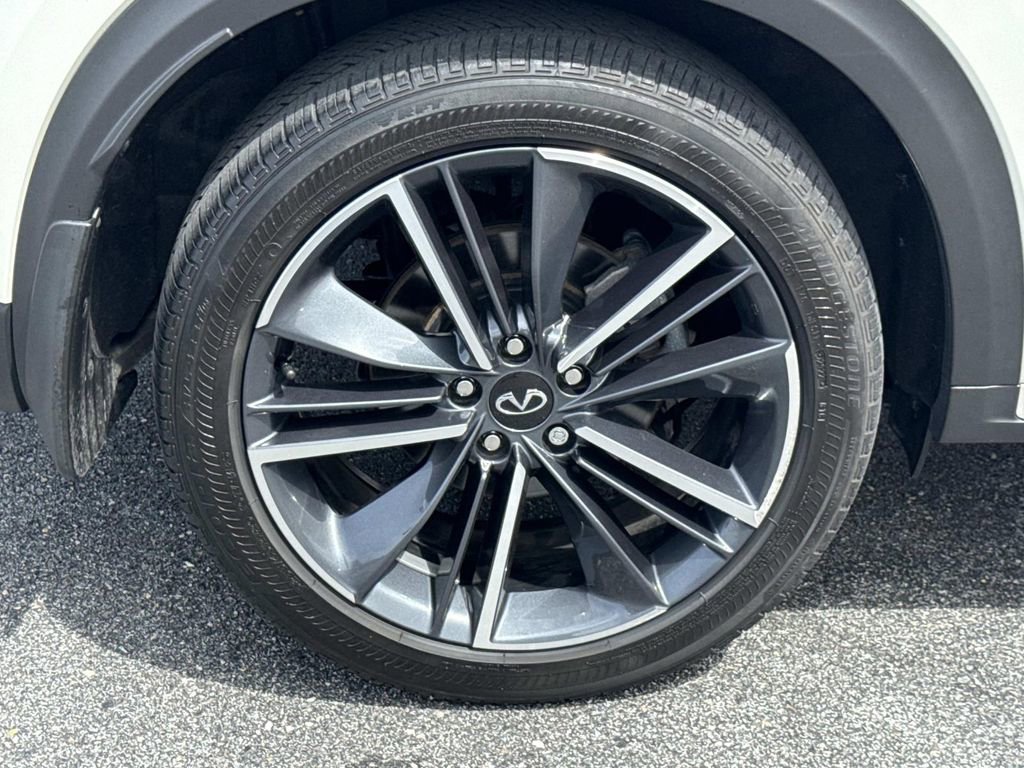 Certified 2023 INFINITI QX55 Luxe w/ Cargo Package image 28