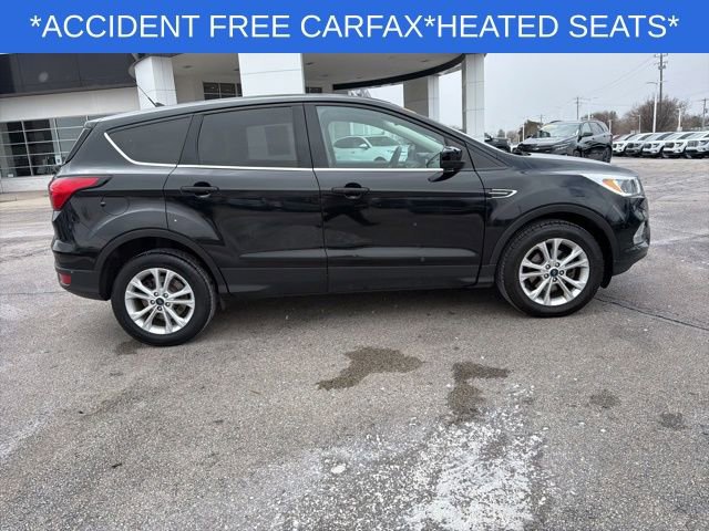 Used 2019 Ford Escape SE image 15
