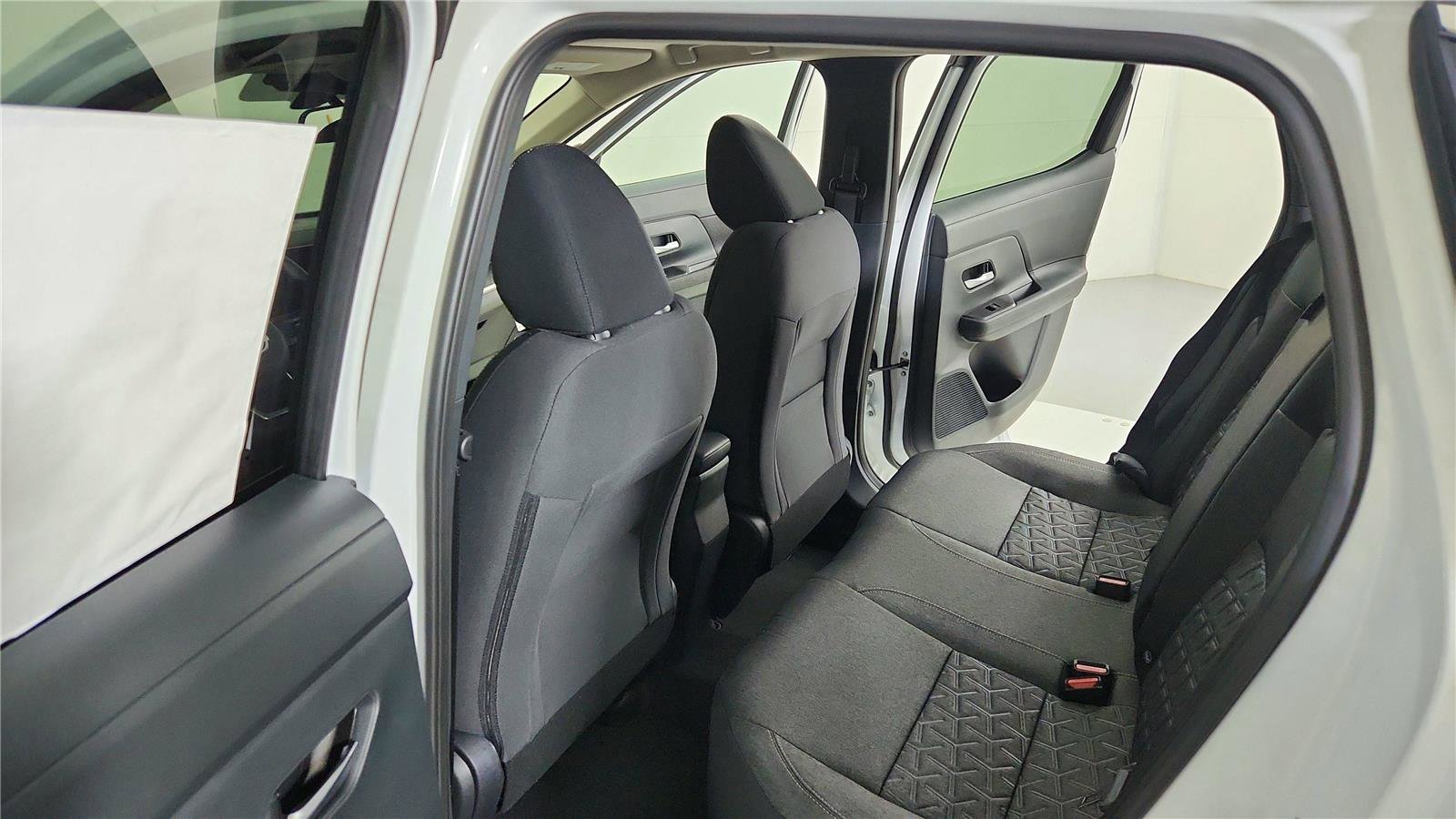 New 2026 Nissan Kicks SV w/ Cold Weather Package image 21
