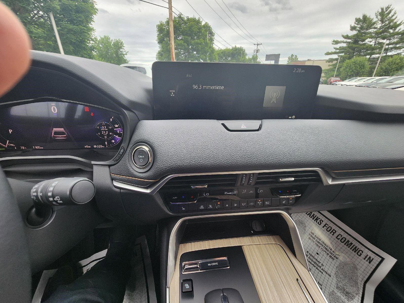 Certified 2025 MAZDA CX-90 Plug-In Hybrid w/ Preferred image 47