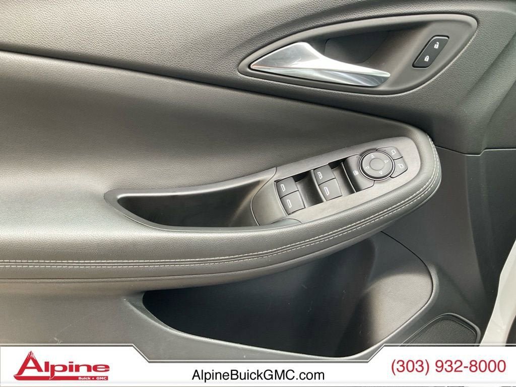 Used 2024 Buick Encore GX Sport Touring image 16
