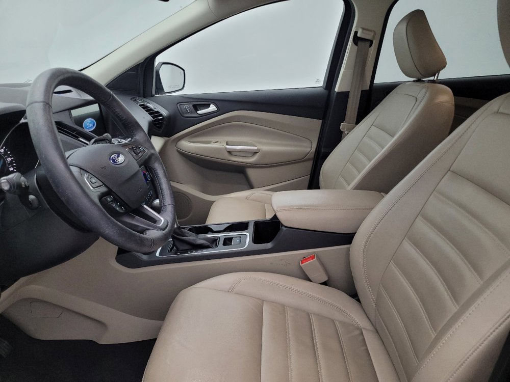 Used 2018 Ford Escape Titanium w/ Ford Safe & Smart Package image 17