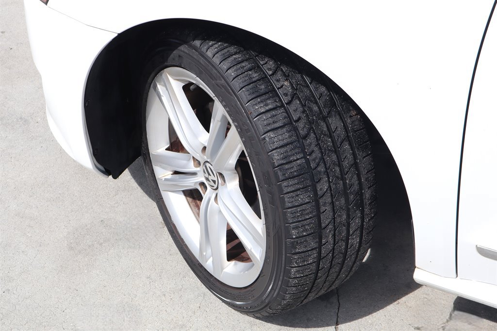 Used 2014 Volkswagen Passat TDI SE FWD image 10